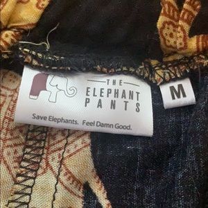 The Elephant Pants Shorts - The Elephant Pants shorts The Elephant Pants Shorts - The Elephant Pants shorts
